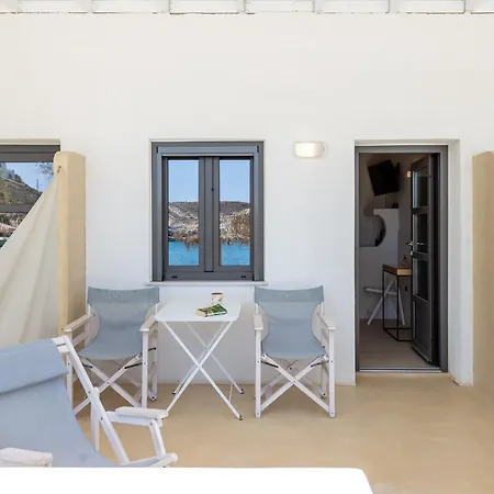 Hotel Emily Vari (Syros)